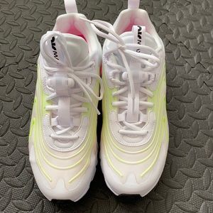 brand new nike 270 react